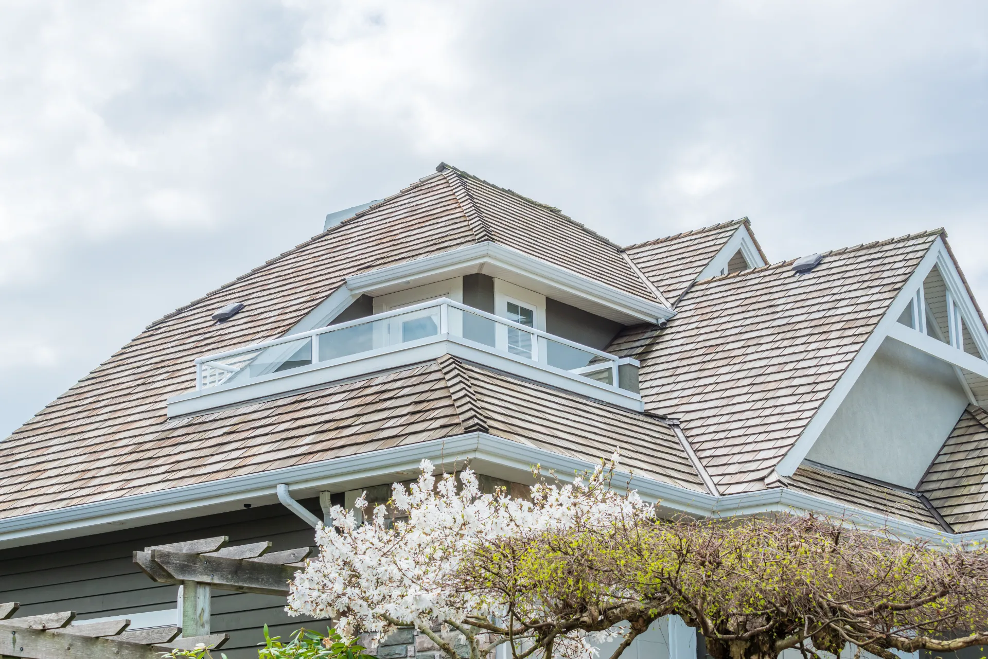 TPO vs. Modified Bitumen: Choosing a Commercial Roofing System